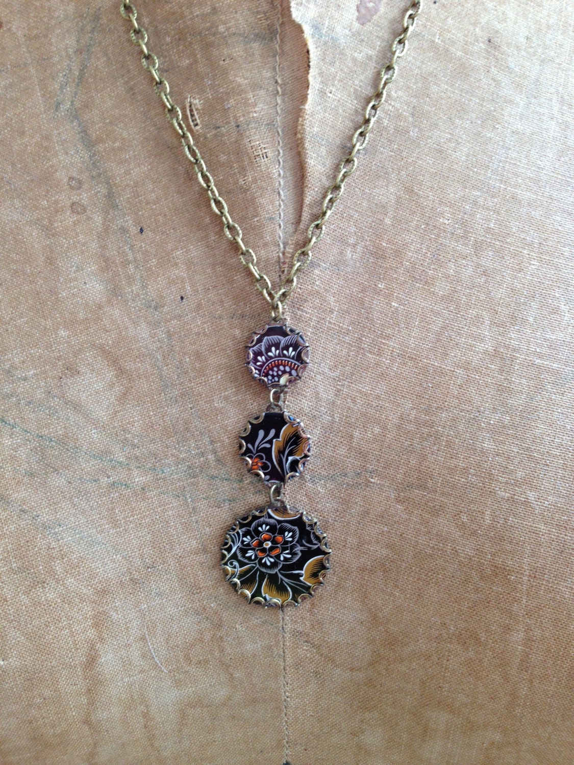 Tin Jewelry Necklace "Nightfall" Tin for the Ten Year Anniversary