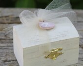 Shabby Chic Bridesmaid Jewelry Box Personalized Flower Girl Gift Box, Favor Box, Tulle Ribbon Custom Box Color, Shabby Chic, Rustic Wedding