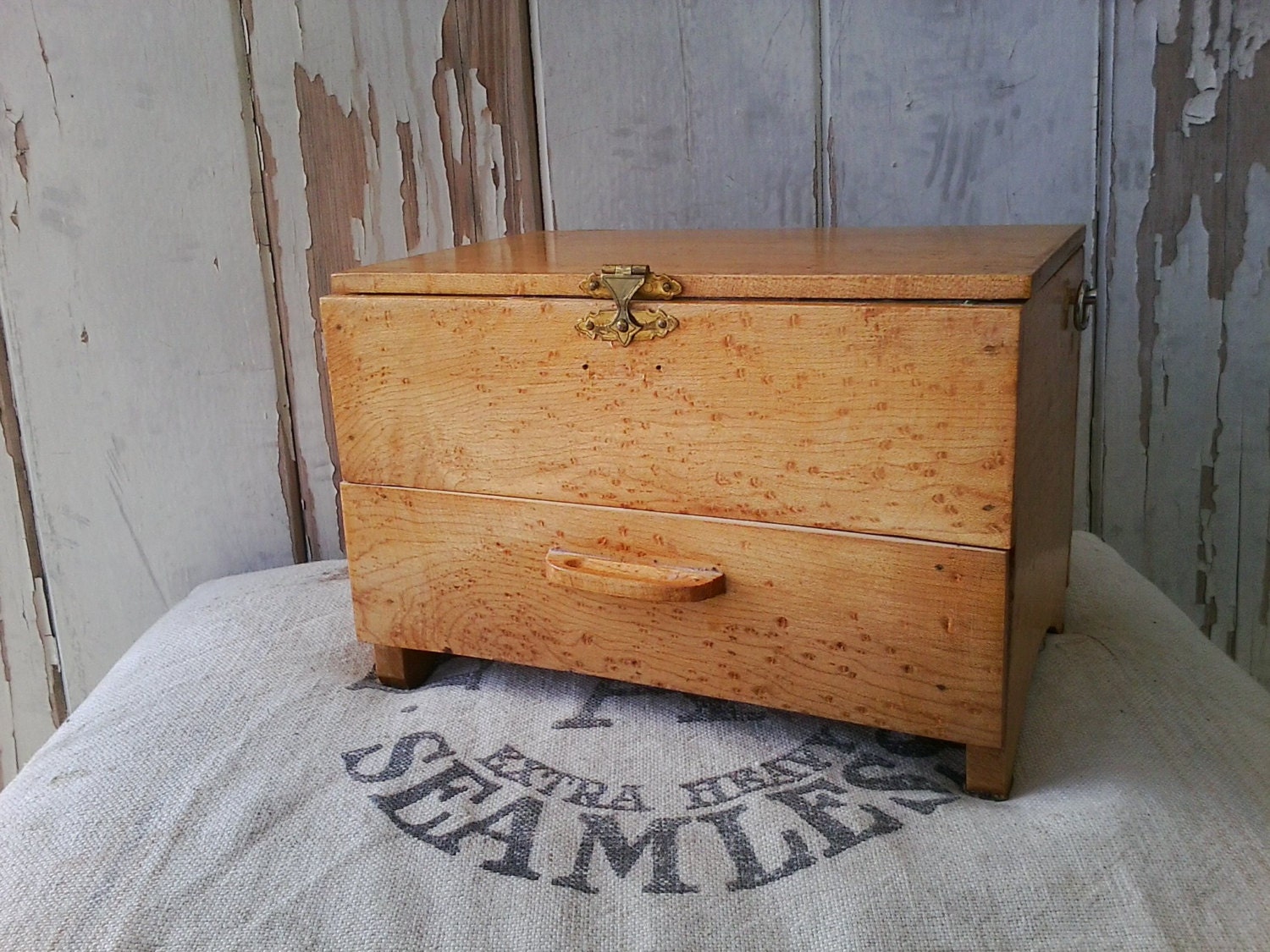 Hand-carved wooden jewelry box-musical box-rich golden patina-vintage wooden jewelry box