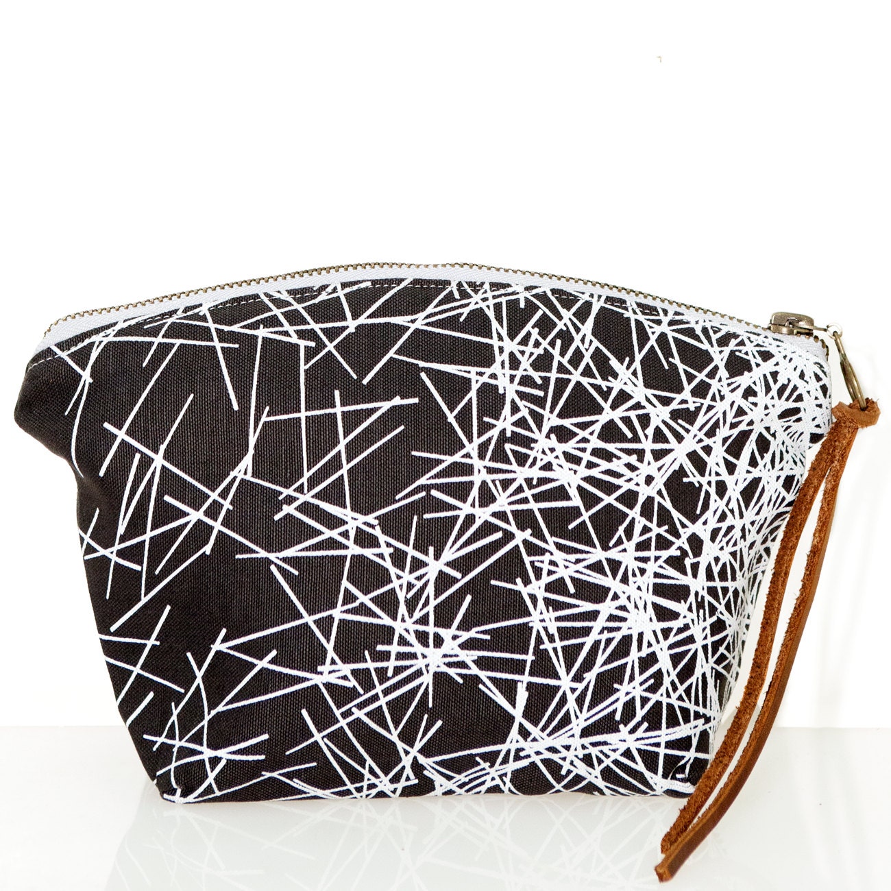 Organic Nest Cosmetic - Gray with White