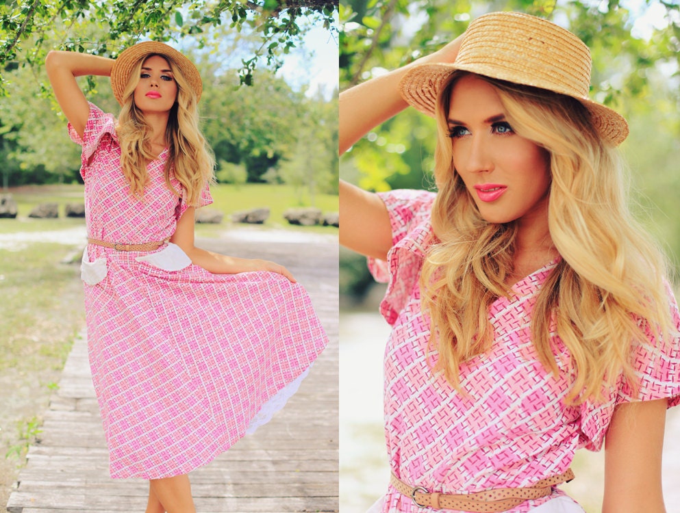 1940s-50s Pink Atomic Print Pocket Spring Dress