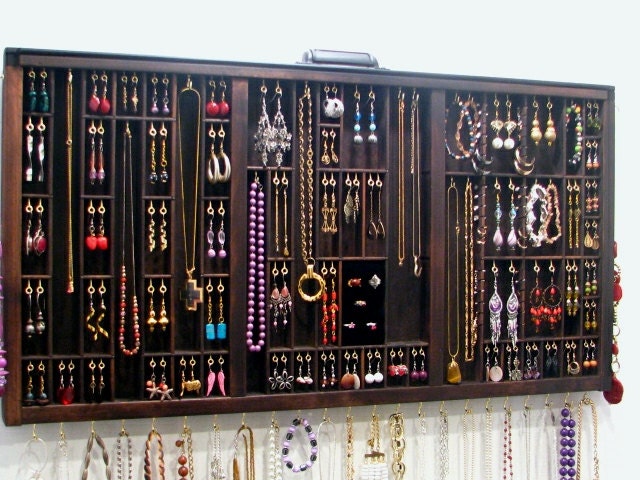 Jewelry Display with ring cubby