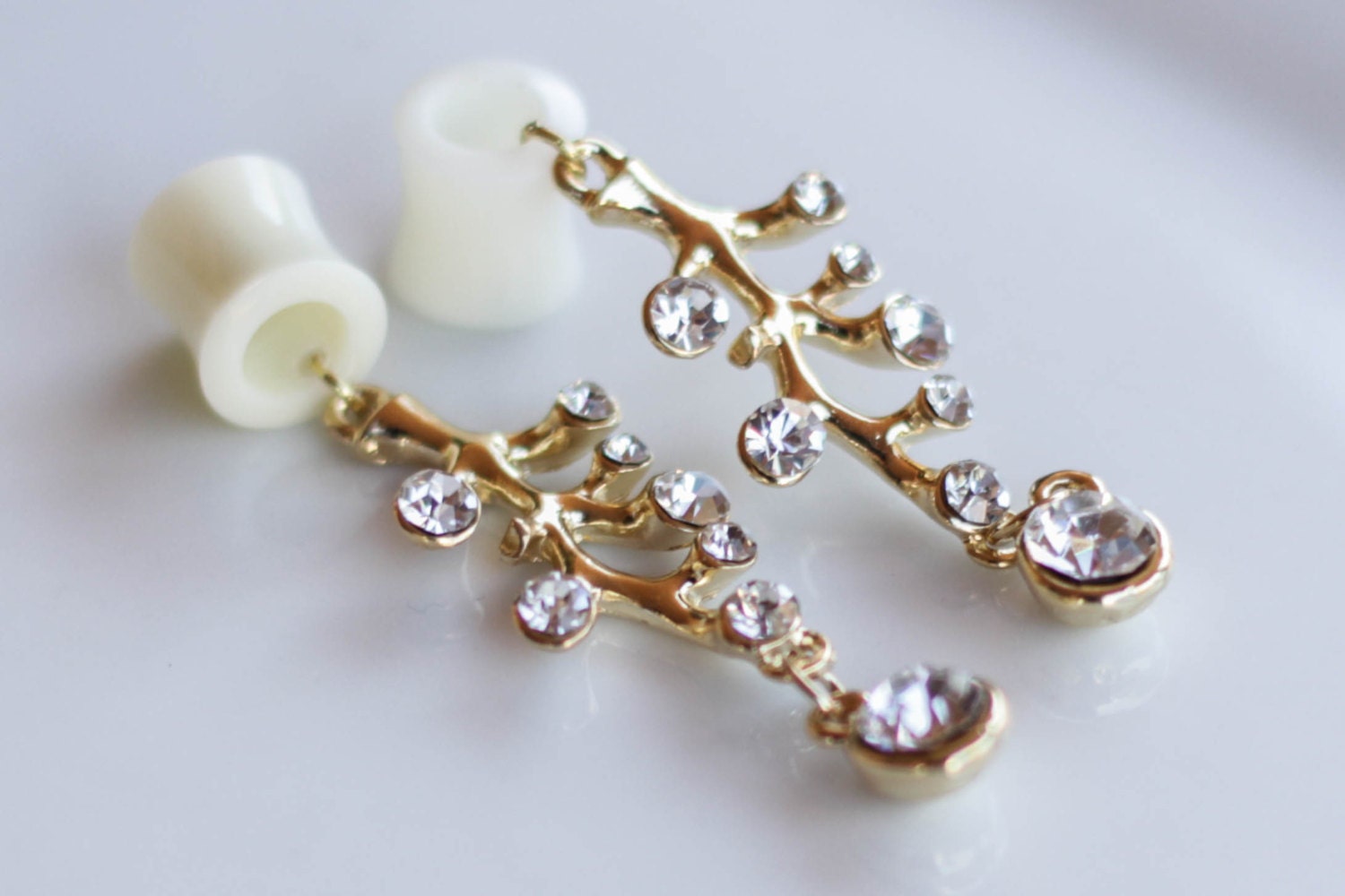 4g-5/8" Gold Sparkle Branch Dangle Tunnels