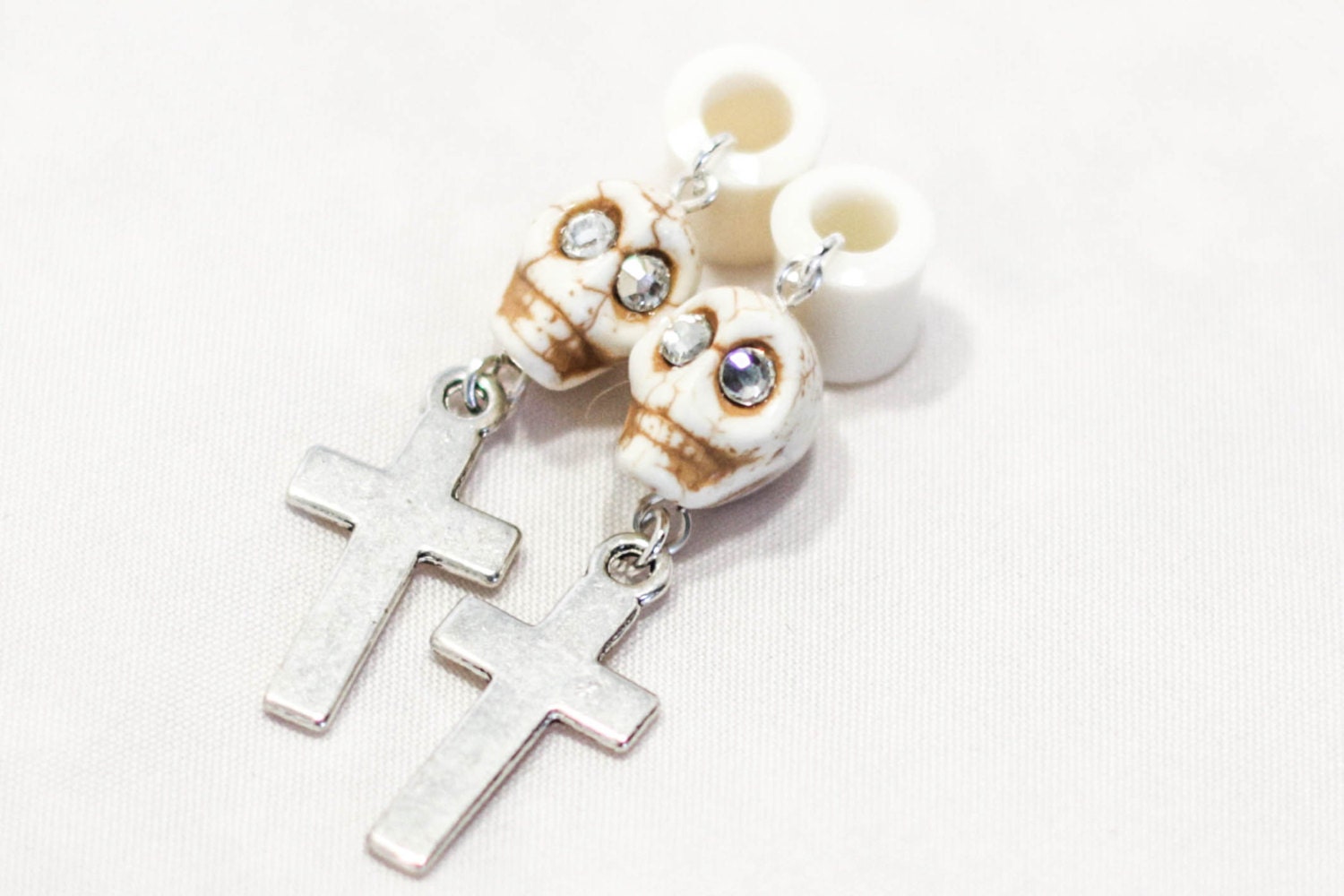 4g-5/8" Silver Cross and Skull with Rhinestone Eyes on Organic Bone Dangle Tunnel Plugs