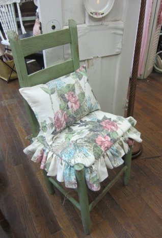 Hand Painted Shabby Chic Ladder Back Chair Distressed Green RoSeS Cushion FREE SHIPPING