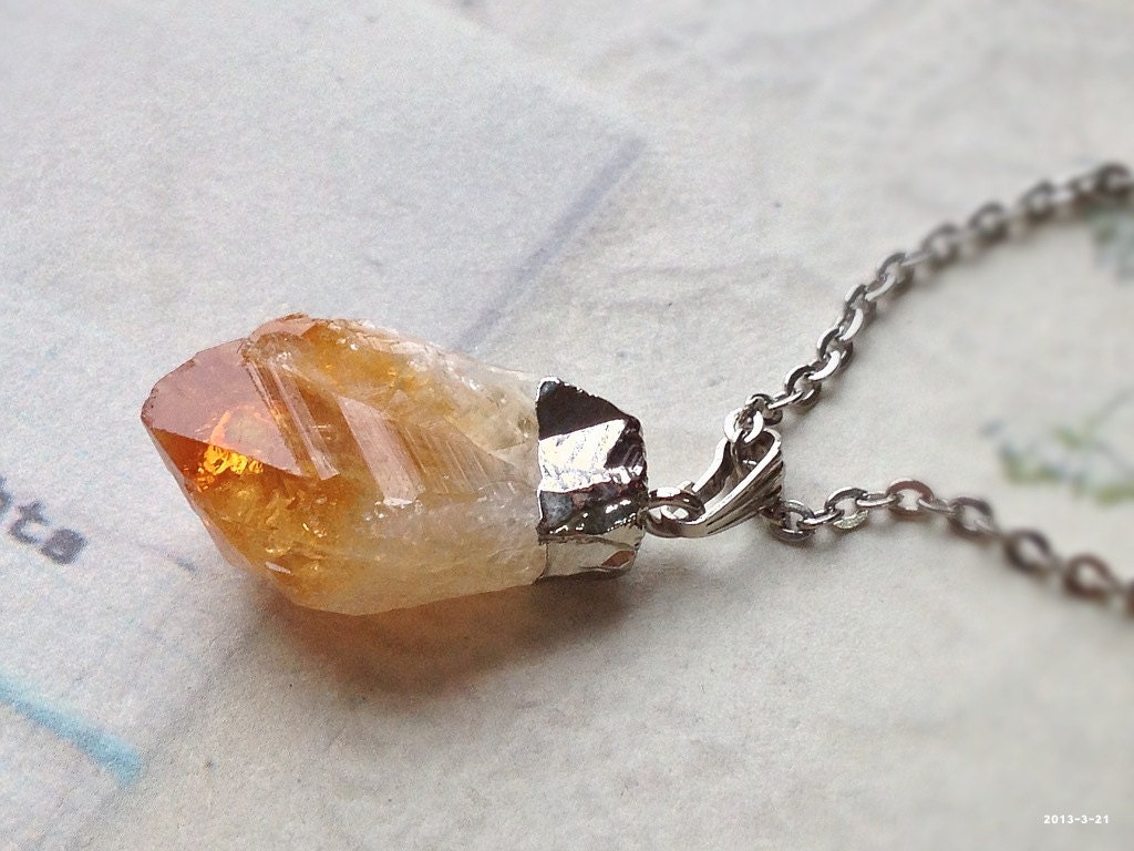 1 Piece of 0.625" x 1.125" Raw Citrine Point Pendant  With Platinum Plated Necklace (7) (tm.)
