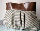 Country road no.2. Large pleated clutch