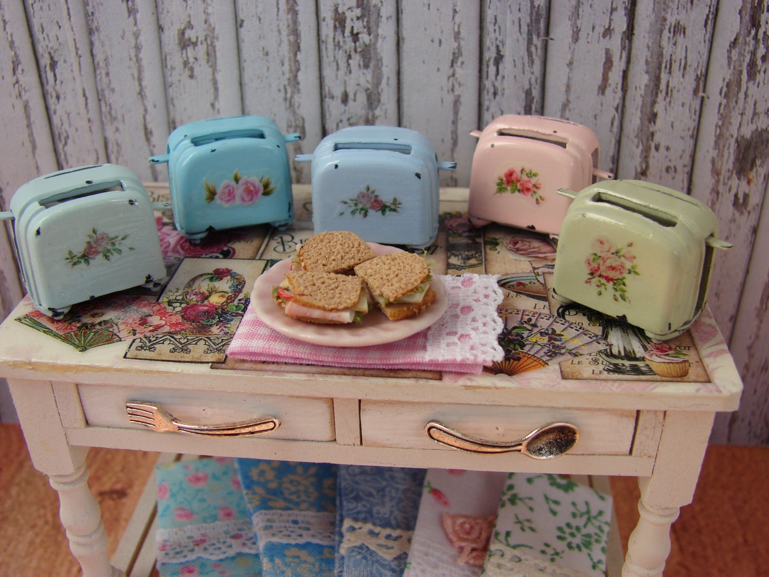 Dollhouse Miniature Shabby Chic Farmhouse Vintage Toaster with Roses or Flowers Motif