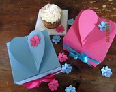 HEART Cupcake Favor box - Bachelorette, Bridal Shower, Wedding Reception, Anniversary - 10