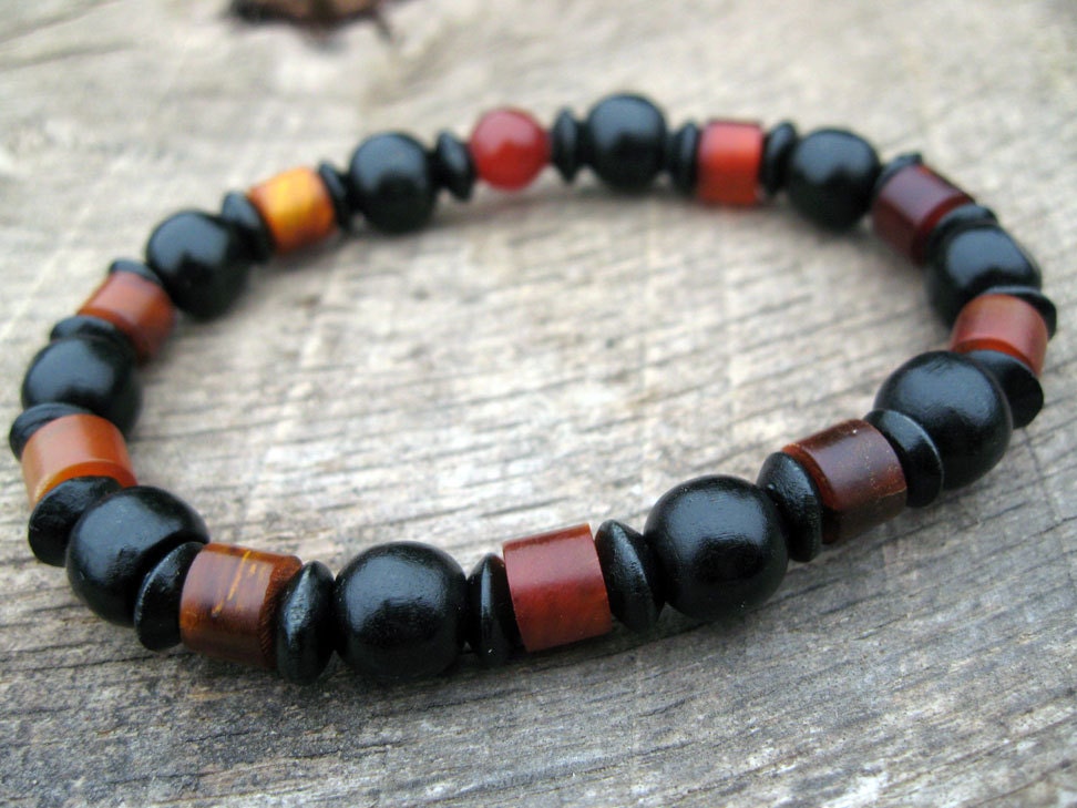 Mens tribal bracelet, horn and wood beads, black and burnt orange, stretch bracelet, natural materials, handmade, upcycled