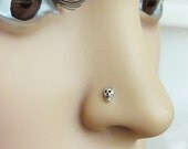 Skull nose stud L bend