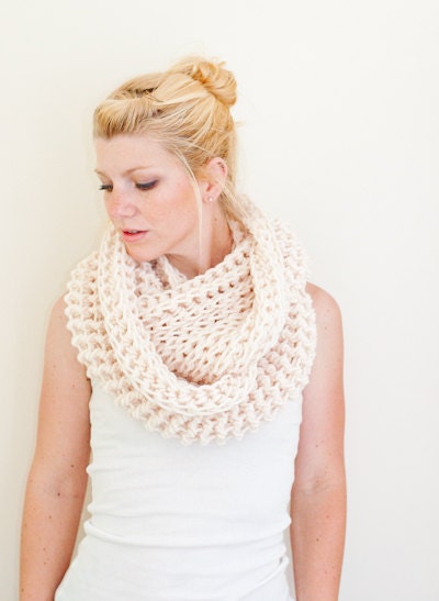 The Chunky Cowl Scarf  - ivory / cream - infinity