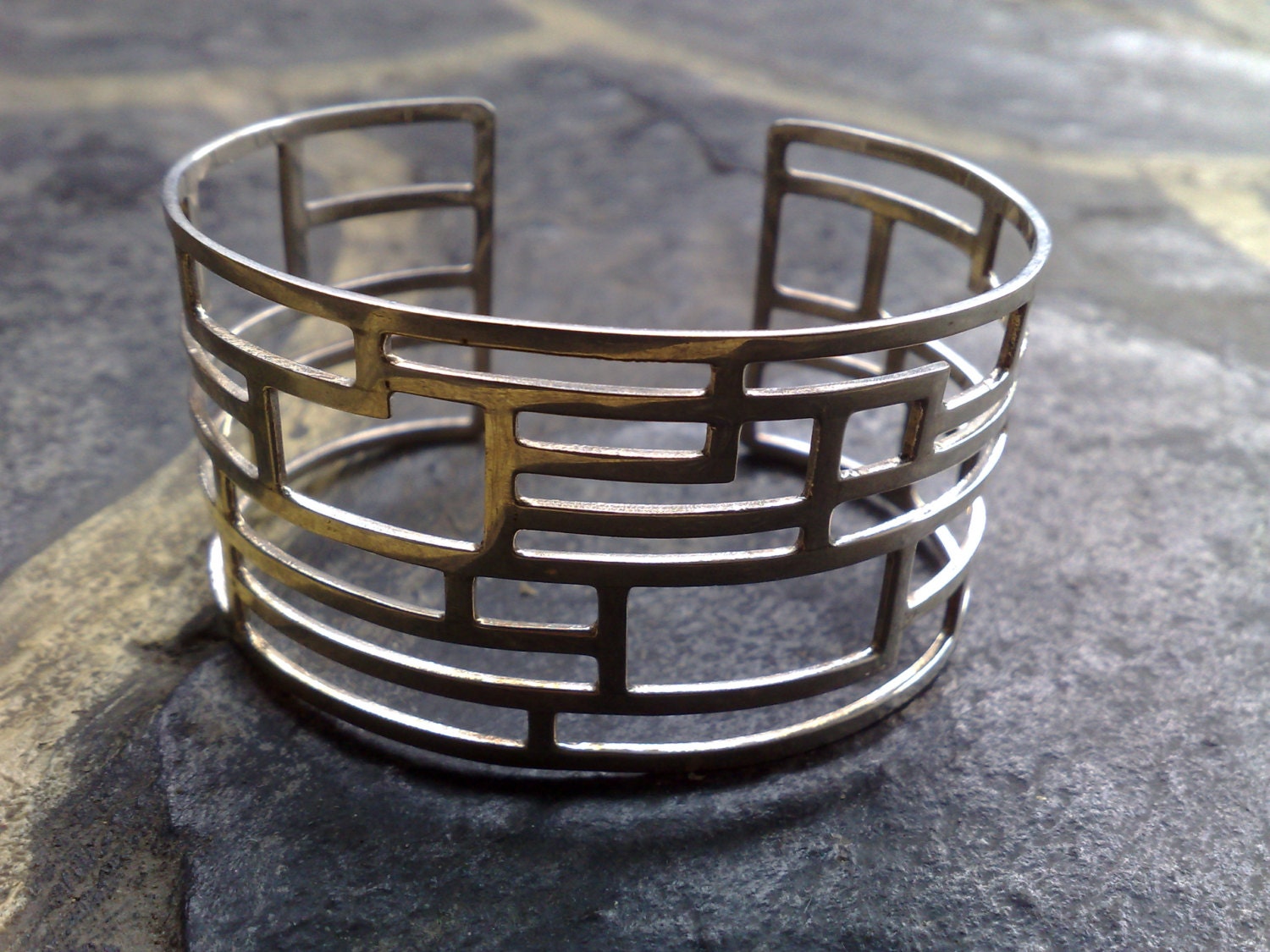 CUFF06 - 925 Sterling Silver Cuff with Front Garden Gate