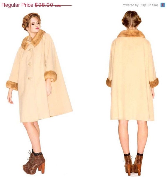 FESTIVAL SALE Frenchies 60s Champagne Mink Fur Trim Mod Wool Peacoat
