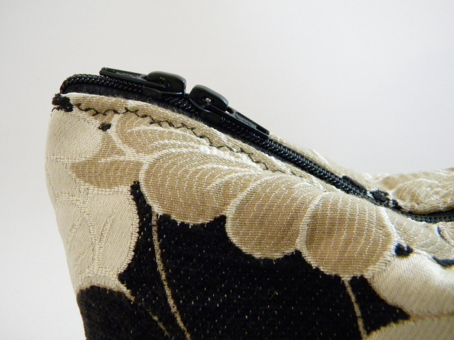 Betty Statement Clutch
