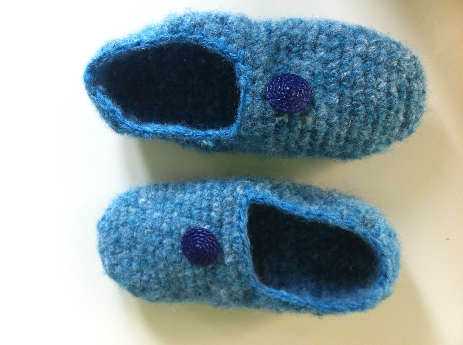 Baby Knitted Shoes made of Blue Yarn with a decotarion Button Unique ...