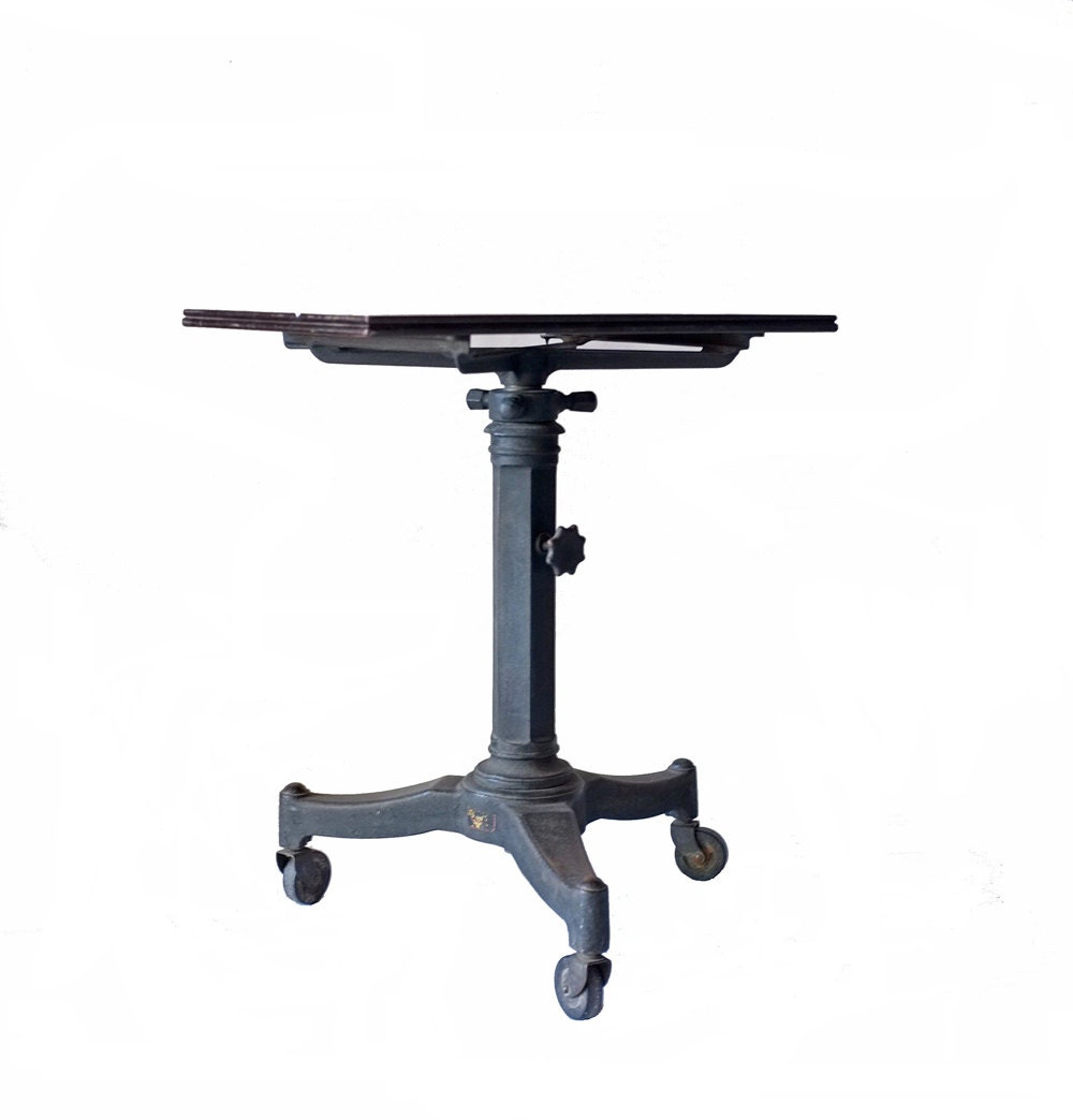 Antique Industrial cast iron table / stand