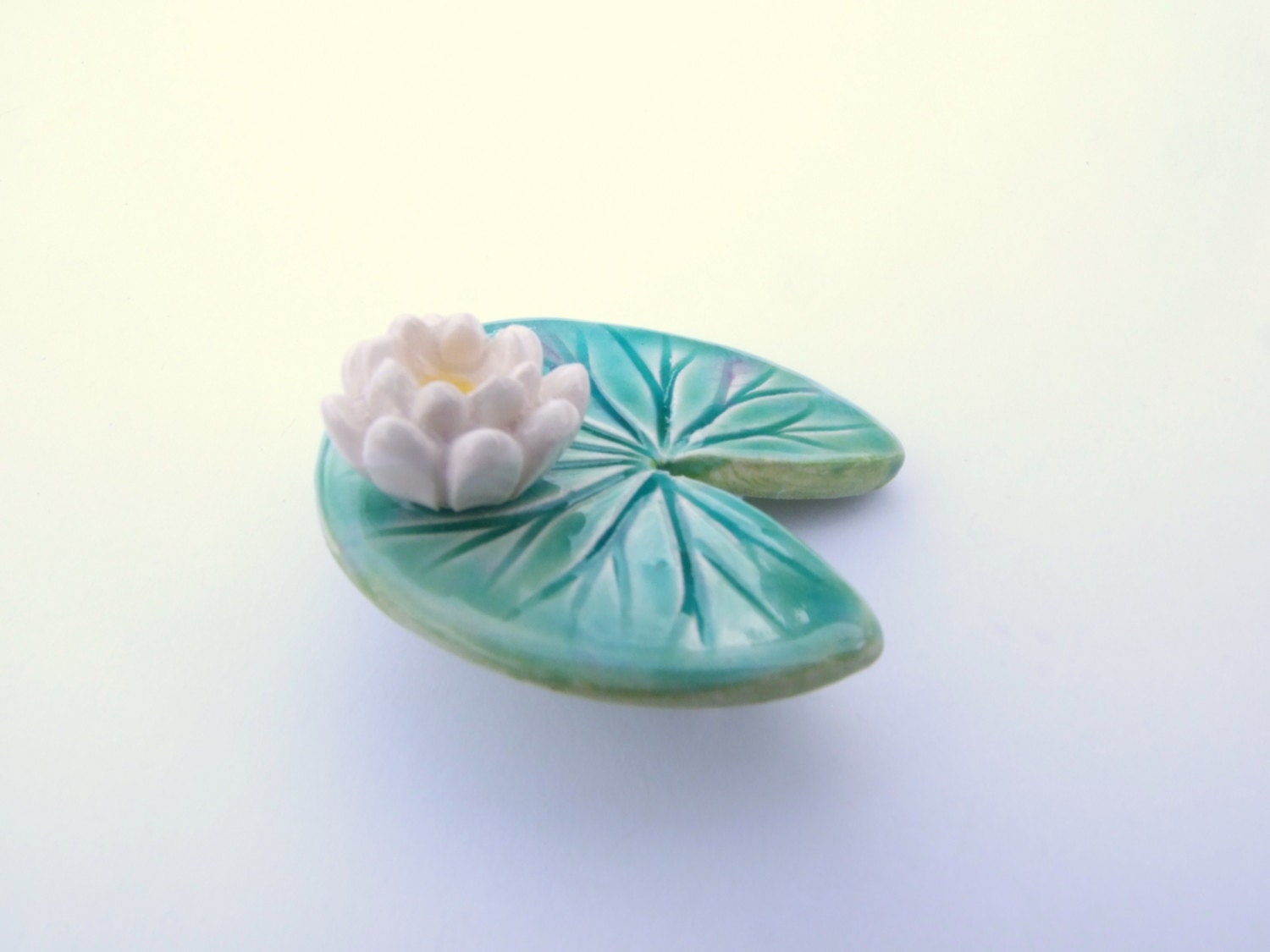 Water lily brooch ceramic green leaf summer time lily pad