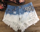 Vintage LEVIS Studded High Waisted OMBRE Denim Shorts M