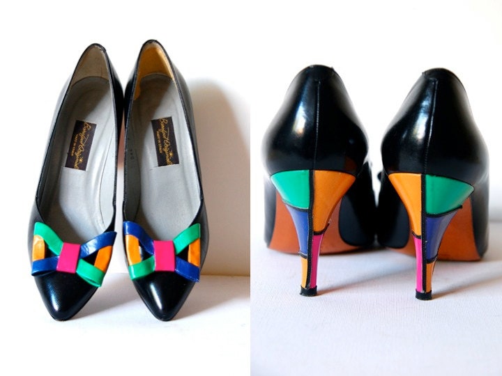 Vtg Sz 7 Color Block Cut Out Bow & Heels Black Pumps