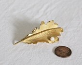 Vintage - Retro Leaf Pin With Little Pearl Accent
