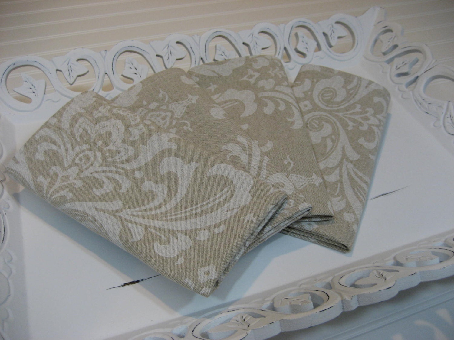 Fabric Napkins Linen & White Elegant Damask Print Set of 4