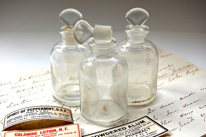 TREASURY ITEM - Set of THREE vintage French apothecary pharmacy glass bottles with stoppers