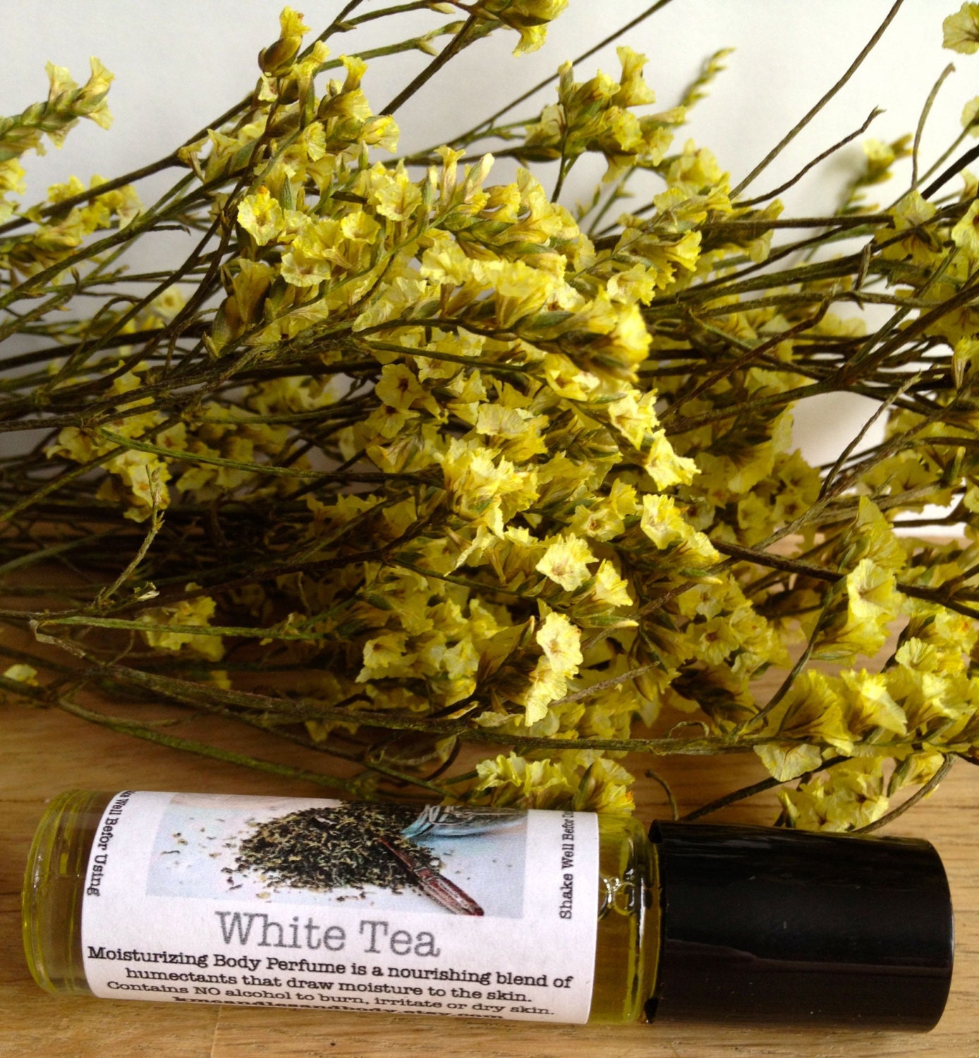 White Tea Roll On Perfume