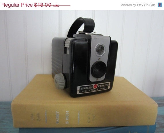 Mid Century Brownie Hawkeye Camera Vintage Photography
