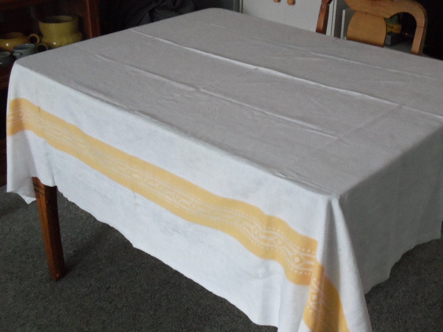 Vintage Woven White Damask Tablecloth, Ivy Vines/Geometric Goldenrod Yellow Border