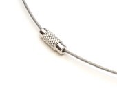 Wire necklace with screw clasp