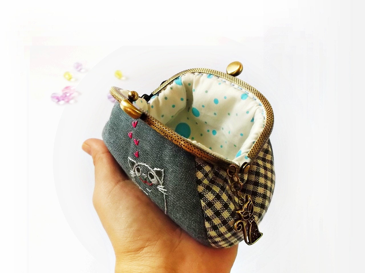 Reserve Listing - Zoe - Custom order - Coin purse / Cat purse / Cat embroidery