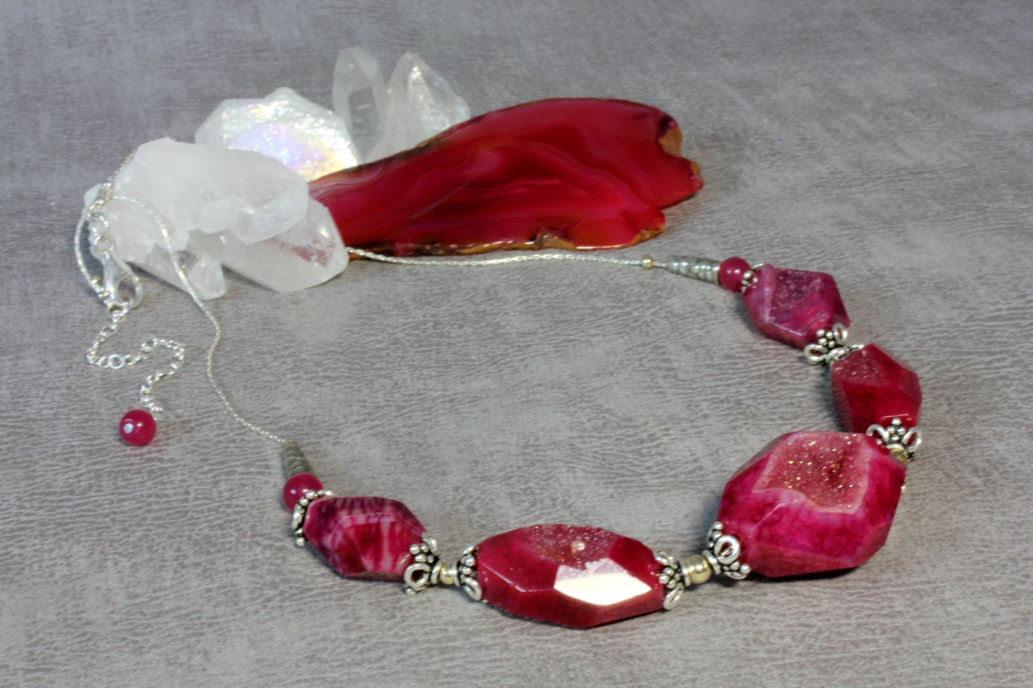 Ruby dyed Druzy Agate with Sparkling Geode Inclusions, Golgfilled, Sterling Silver, Elegant Statement Necklace