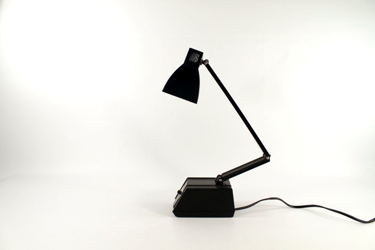 Vintage Black Adjustable Articulating Neck Desk Lamp