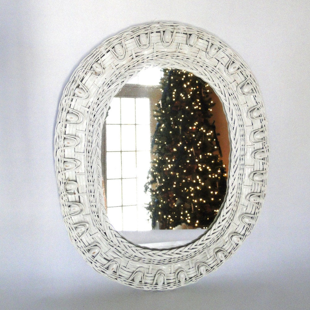 Vintage Mirror Oval White Wicker Wall Hanging Dresser Top Tray Hall Mirror