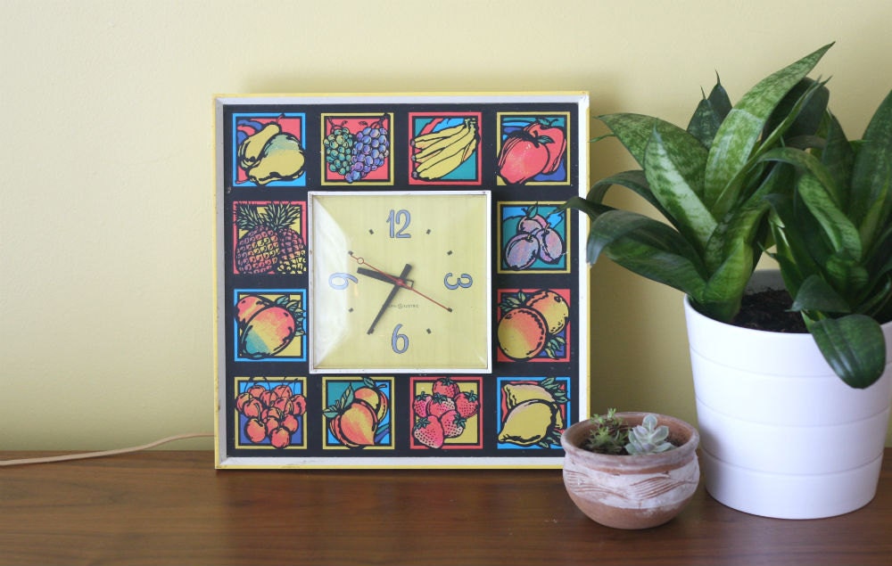 GE Electric Fruit Clock