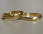 Wedding rings. Set of two wedding bands. 14k yellow gold rings. 3mm band. Classic wedding bands. for women and men.