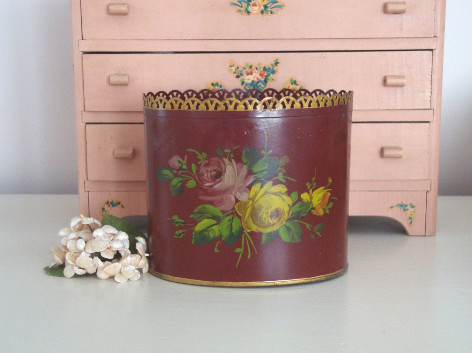 VINTAGE TOLE CADDY - Hand Painted Roses - Floral - Toleware - Shabby Cottage Chic - Red