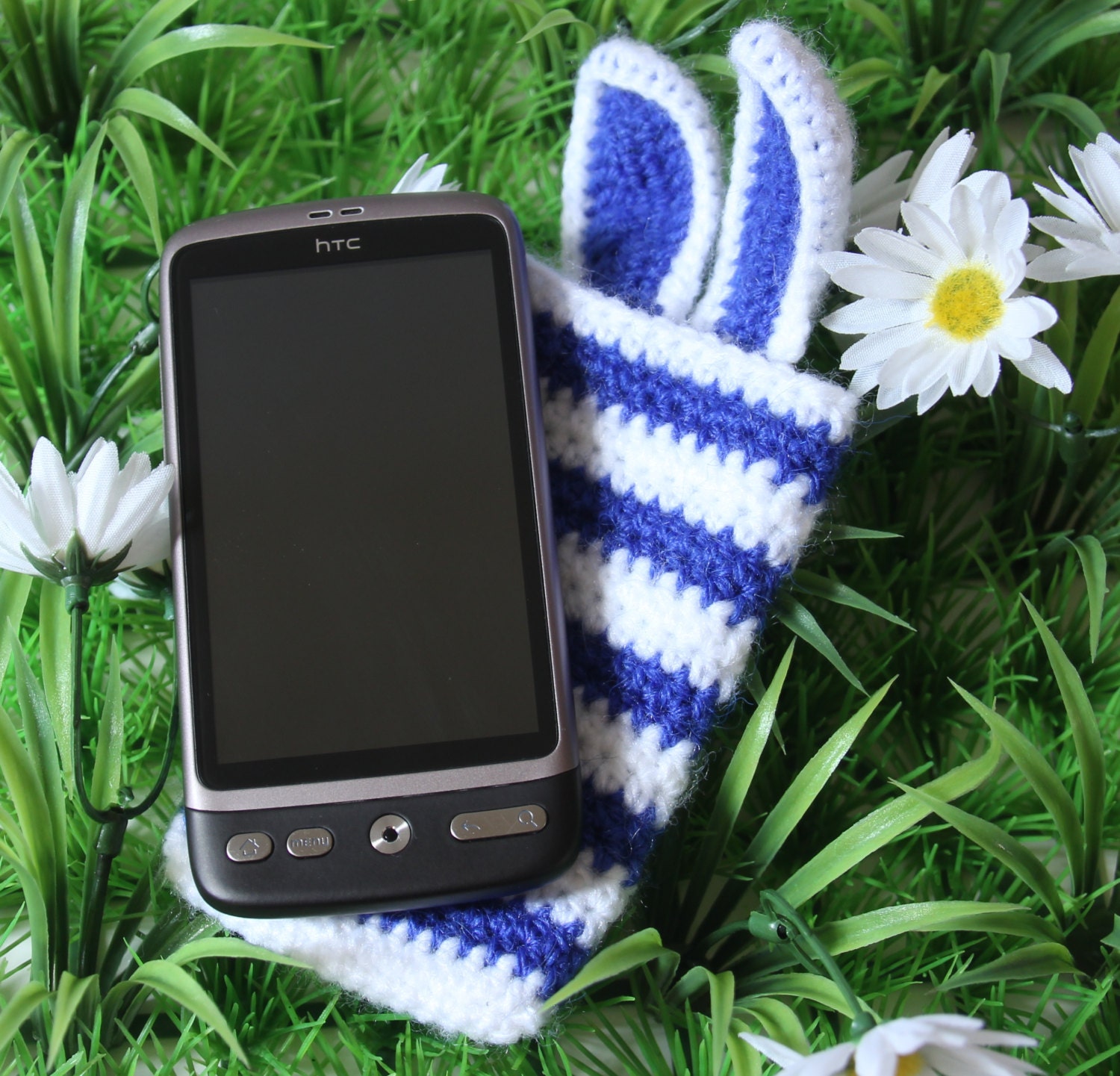 Crocheted smartphone Cover Cozy Case (iPhone and HTC Desire) - Ready to ship