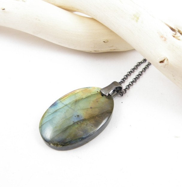 Labradorite necklace,  birthstone jewelry , silver gemstone jewelry , everyday jewelry , labradorite jewelry , oxidised jewelry