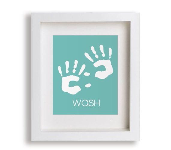Fun idea to create with kids' own hand prints. | Manualidades, Thing 1