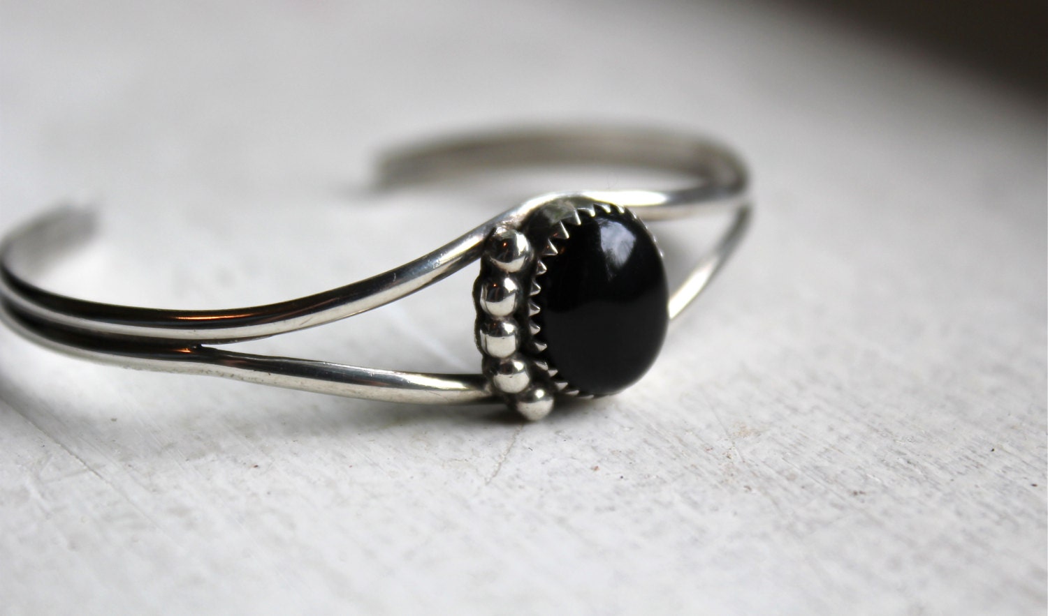 Vintage Onyx Silver Cuff Southwestern