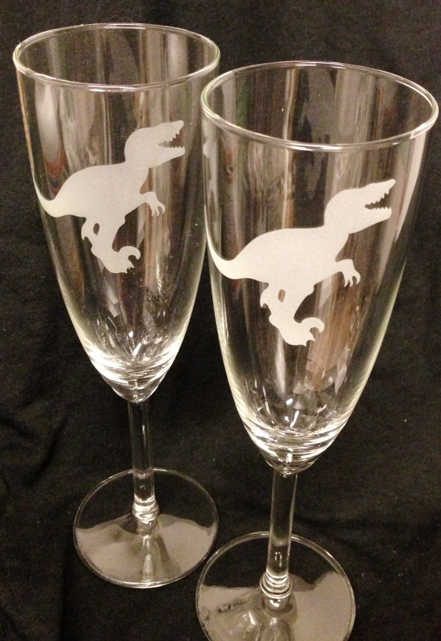 Velociraptor Raptor Dino Dinosaur Etched Champagne Flute set of 2