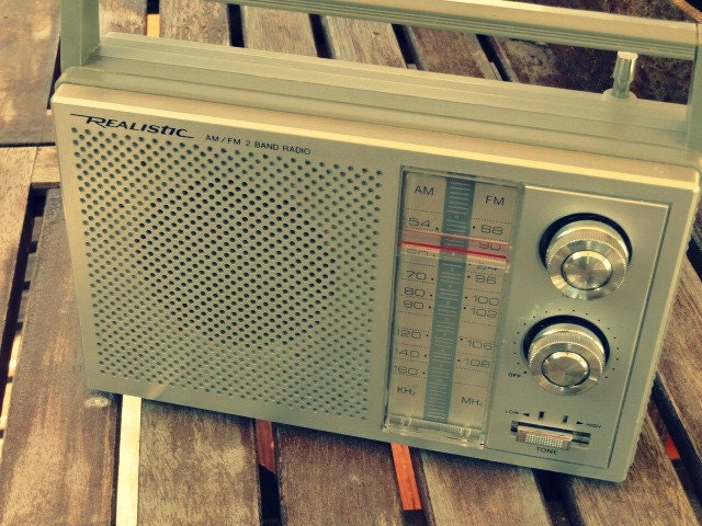 Vintage Transistor Radio, Realistic Brand, Electric, Portable