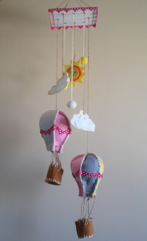 Baby Girl Mobile Nursery Room Decoration Felt Hot Air Balloons In Clouds and sun