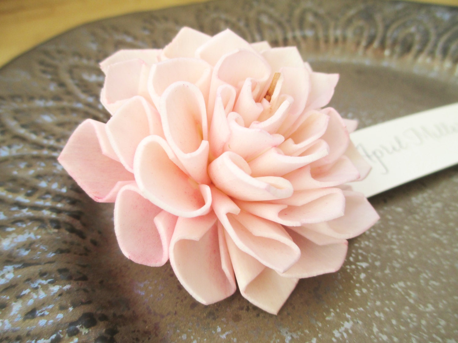 20 Blush Colored Wooden Flower Place Cards, Rustic Wedding Place Cards, Escort Cards