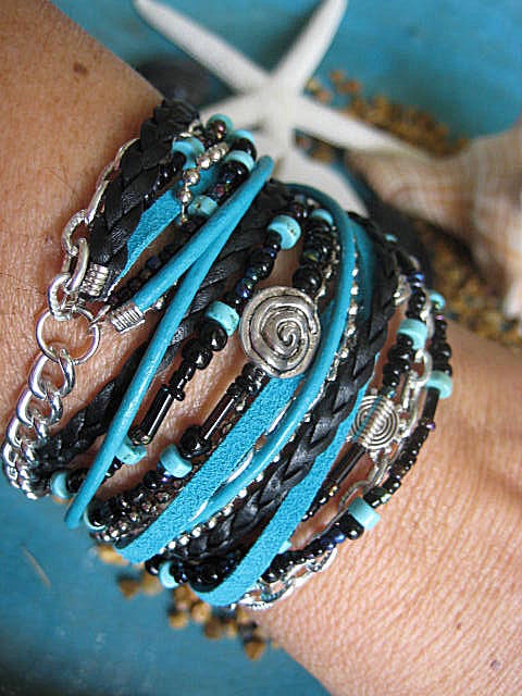 Stunning Chic Endless Leather Triple Wrap Natural Turquoise and Black Beaded Bracelet "Friendship"....Adjustable