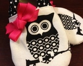 Wise Old Owl Booties. Available in sizes 0-18 mo.