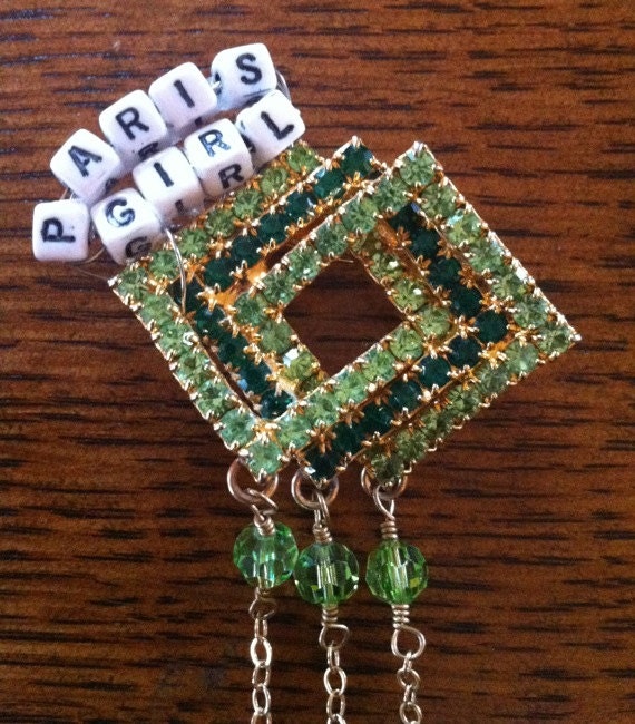 Vintage Green Rhinestone Pin with "Paris Girl" Expression