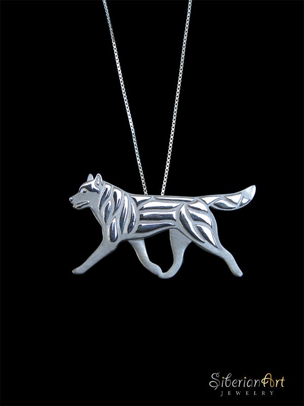 Siberian Husky movement with A trailing tail - sterling silver pendant ... Siberian Husky movement with A trailing tail - sterling silver pendant ...